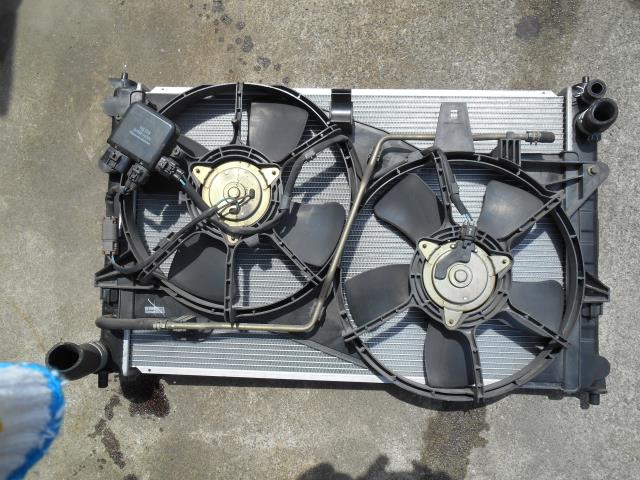 【中古】中古部品 MPV LWFW ラジエータ 【3310080100-230602000220400】