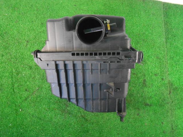 【中古】中古部品 セレナ FC26 エアクリーナー 【3310080100-202210000629050】