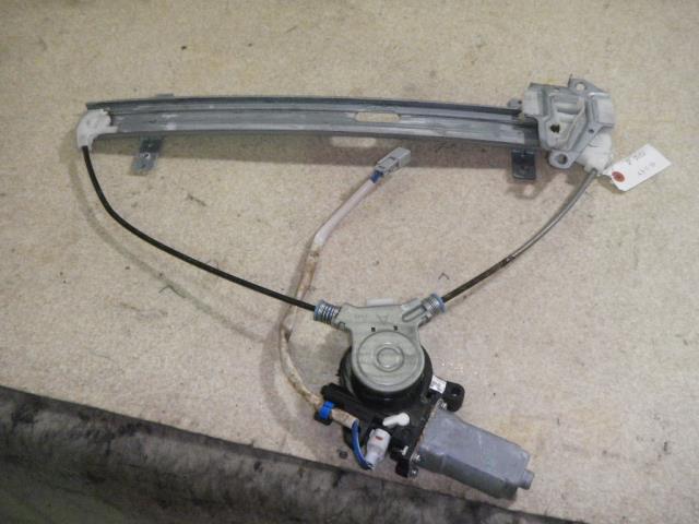 【中古】中古部品 ストリーム RN2 右リアドアレギュレータ・モーター 【3330810100-001294501213320】