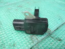 【中古】中古部品 アクア NHP10 エアフロメーター 【3310190100-000244005660400】