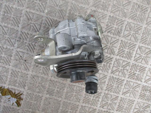 【中古】中古部品 ミラ L275S パワステベーンポンプ 【3310190100-001437948443300】