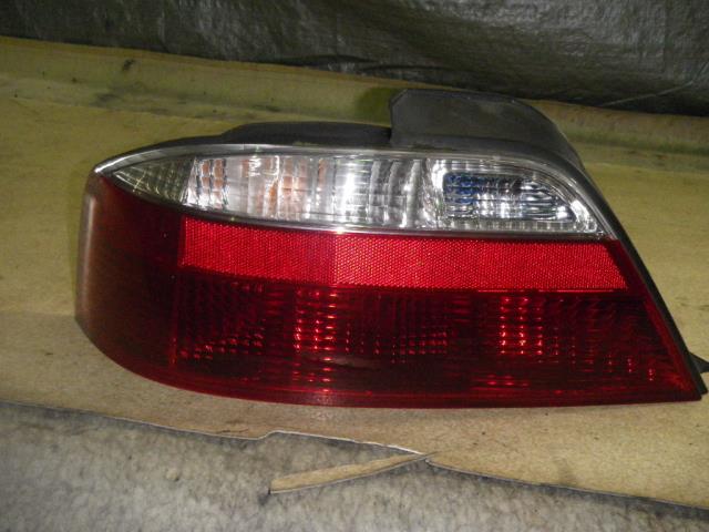 【中古】中古部品 インスパイア UA4 左テールランプ 【3330810100-001297704915600】