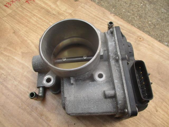 【中古】中古部品 ラフェスタ CWEFWN スロットルボディ 【3310190100-000244008320300】