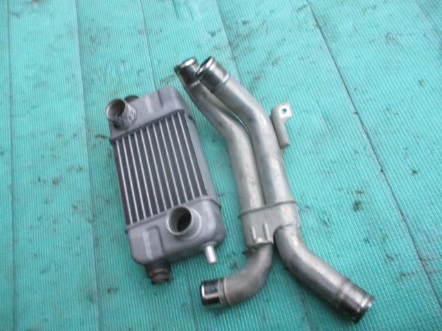 【中古】中古部品 タウンボックス DS64W インタークーラー 【3310190100-000233028420500】