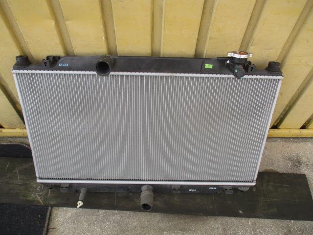 【中古】中古部品 アクセラ BM5FS ラジエータ 【3310190100-000233021820400】