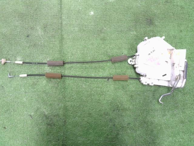 【中古】中古部品 エディックス BE1 右リアドアロックソレノイド 【3310200100-000020266264570】