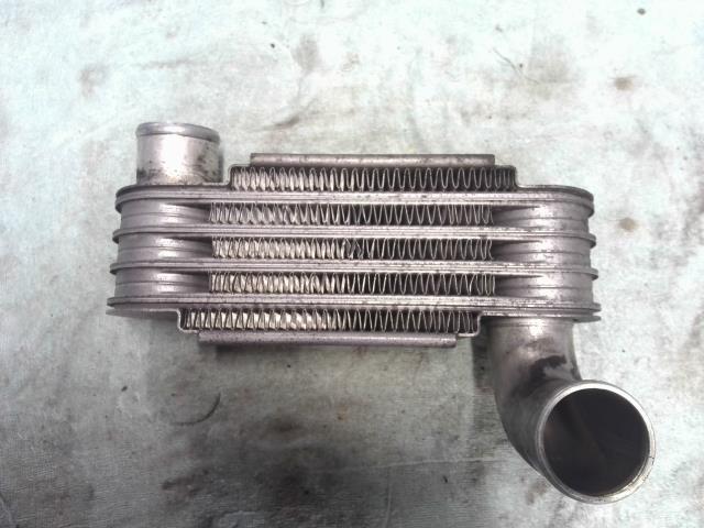 【中古】中古部品 プレオ RA1 インタークーラー 【3310200100-000020416820500】