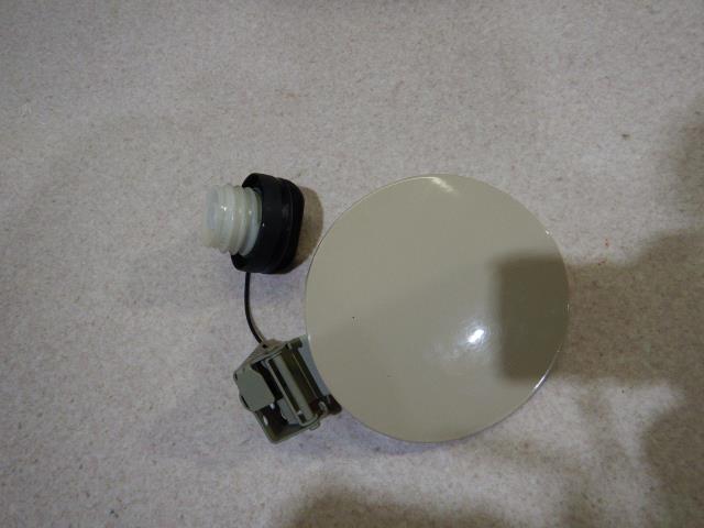 乐天商城 - 【中古】中古部品 ラパン HE22S フューエルリッド 【3330810100-001655239013900】