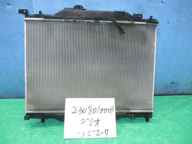 【中古】中古部品 デミオ DJ3FS ラジエータ 【3310220100-230801000920400】