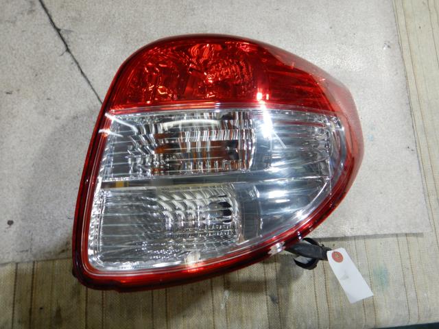 【中古】中古部品 SX4 YA11S 右テールランプ 【3330810100-001600729415500】