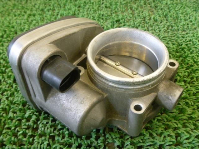【中古】中古部品 BMW 3シリーズ AY20 スロットルボディ 【3310250100-001083287620300】