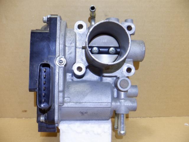 【中古】中古部品 MRワゴン MF33S スロットルボディ 【3310250100-001628117220300】