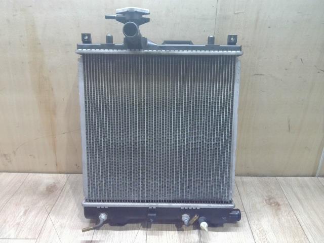 【中古】中古部品 AZワゴン MJ23S ラジエータ 【3310390100-250301001120400】