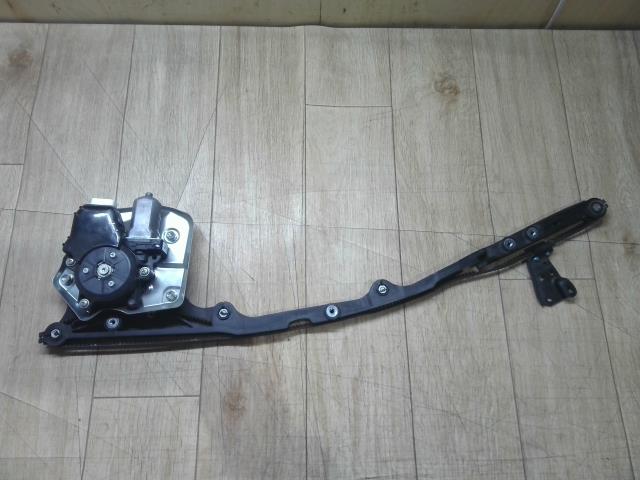 【中古】中古部品 タント LA650S 左パワースライドドアモーター 【3310390100-250313000364660】