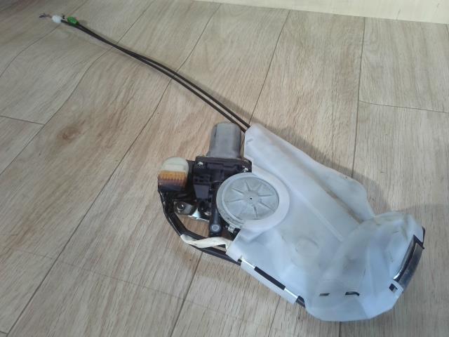 【中古】中古部品 タント LA600S 左リアドアロックソレノイド 【3310390100-241202000964580】