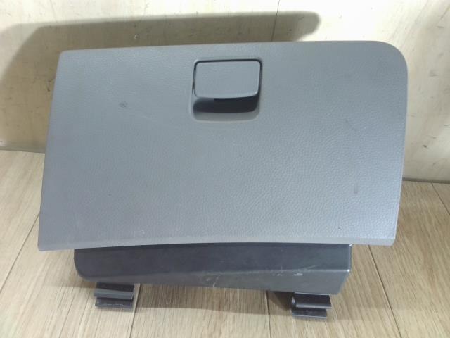 【中古】中古部品 ワゴンR MH23S グローブBOX 【3310390100-240125002370210】