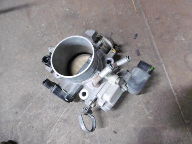 【中古】中古部品 オデッセイ RB1 スロットルボディ 【3310410000-001367174820300】