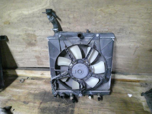 【中古】中古部品 ゼスト JE1 ラジエータ 【3310410000-000253009520400】