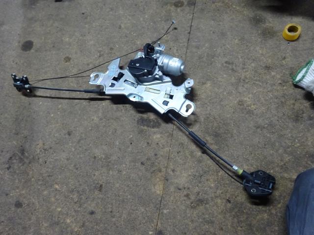 【中古】中古部品 フリード GB3 左パワースライドドアモーター 【3310410000-000243024464660】