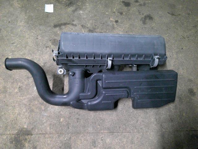 【中古】中古部品 ムーヴコンテ L575S エアクリーナー 【3310410000-000243016529050】