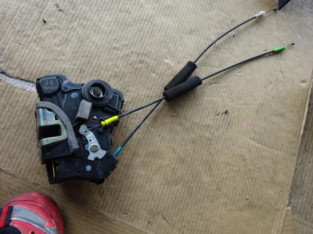 【中古】中古部品 マークX GRX120 左フロントドアロックソレノイド 【3310410000-000223035164561】