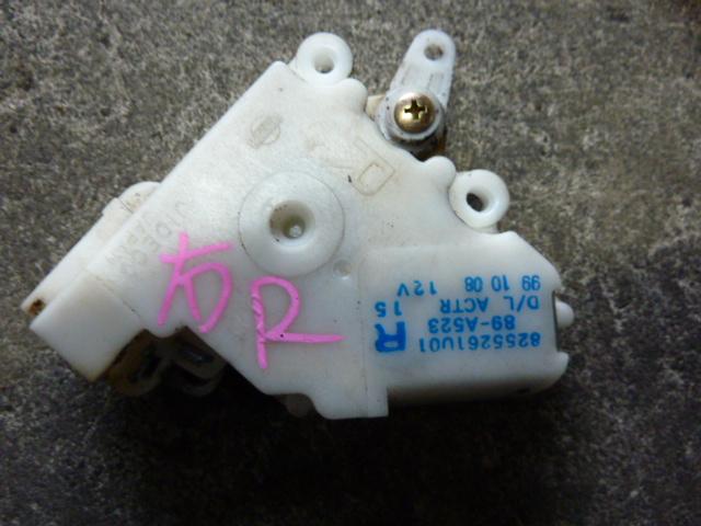 【中古】中古部品 キューブ AZ10 右リアドアロックソレノイド 【3310410000-000828588464570】