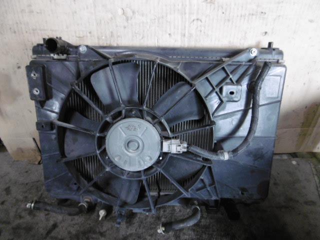 【中古】中古部品 デミオ DY3W ラジエータ 【3310410000-001195868420400】