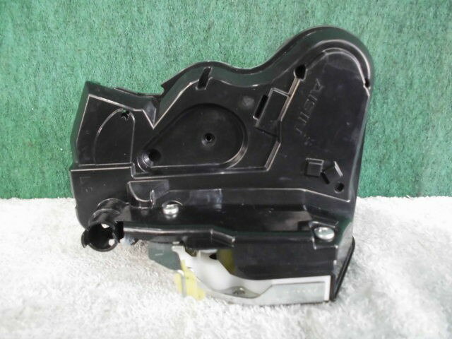 【中古】中古部品 ワゴンR MH35S 左リアドアロックソレノイド 【3310420000-000002326764580】