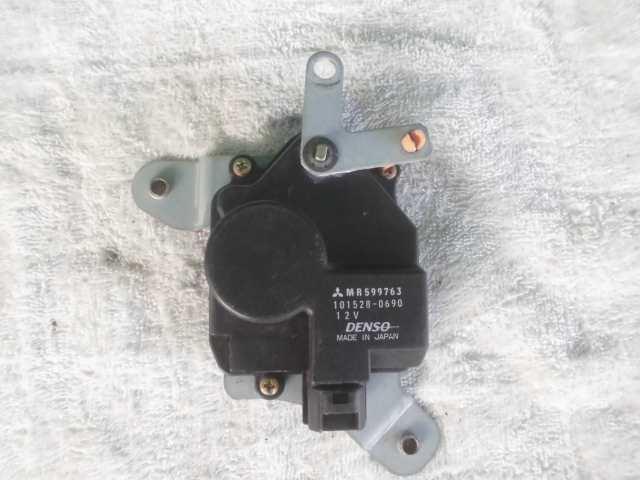 【中古】中古部品 eKワゴン H81W 左リアドアロックソレノイド 【3310420000-000002160364580】