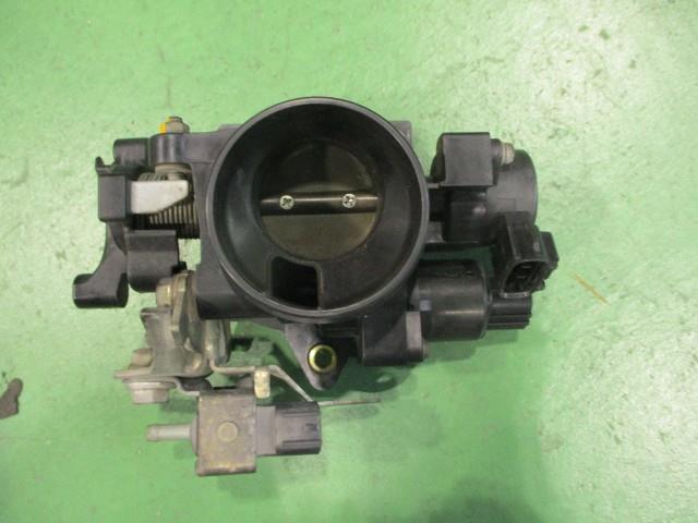 【中古】中古部品 ミラ L275S スロットルボディ 【3310590000-000006087620300】