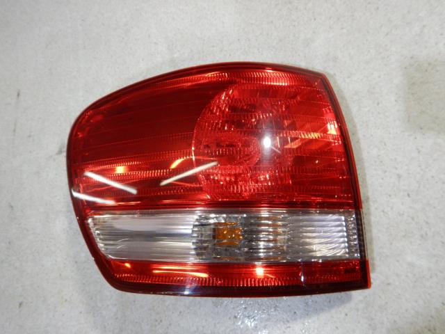 【中古】中古部品 イプサム ACM26W 左テールランプ 【3330810100-001680413515600】