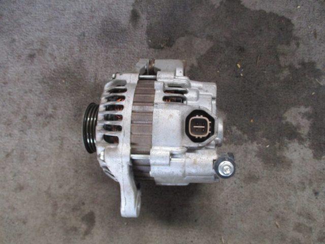 【中古】中古部品 ジムニー JB23W オルタネーター 【3330220100-230408000260200】