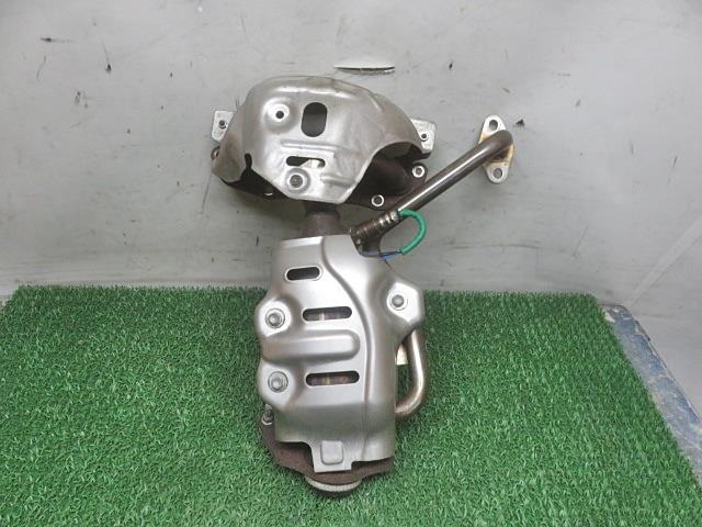 【中古】中古部品 シエンタ NSP170G エキゾーストマニホールド 【3330380100-000035007420160】