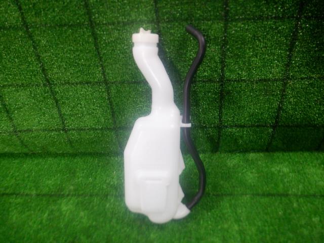 【中古】中古部品 N−BOX JF4 ラジエータリザーブタンク 【3330420100-240105000120410】
