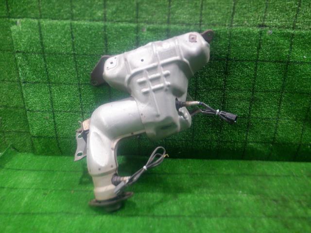 【中古】中古部品 プレマシー CWEAW エキゾーストマニホールド 【3330420100-240217000220160】