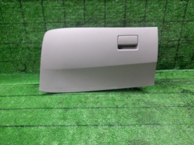 【中古】中古部品 プレミオ ZRT265 グローブBOX 【3330420100-230117000570211】