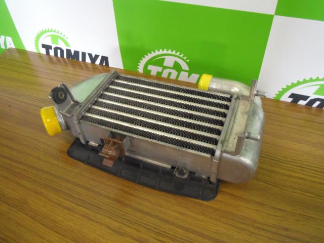 【中古】中古部品 ジムニー JB23W インタークーラー 【3330440100-220303000120500】