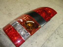 【中古】中古部品 ノア AZR60G 左テールランプ 【3330810100-001283922315600】(2)
