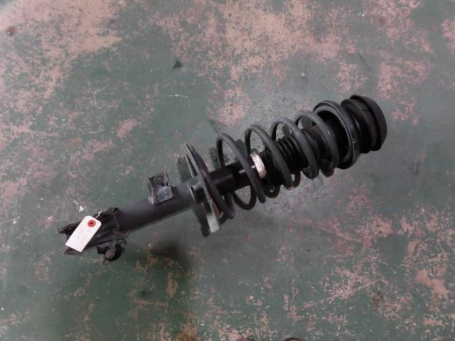 【中古】中古部品 スイフト ZC11S 左フロントストラット 【3330810100-001448766550210】