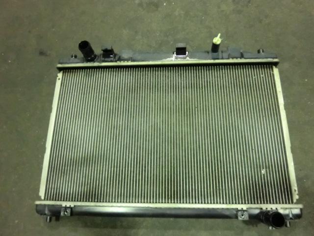 【中古】中古部品 デミオ DY3W ラジエータ 【3330450100-000977555520400】