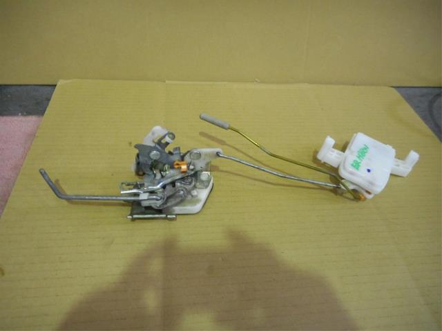 【中古】中古部品 eKワゴン H82W 左リアドアロックソレノイド 【3330460100-001441600464580】