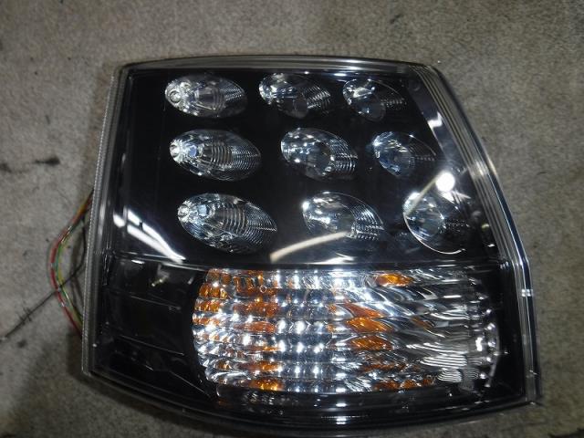 Tail Lamp - 【中古】中古部品 アウトランダー CW5W 左テールランプ 【3330810100-001397446015600】