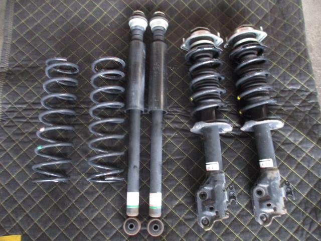 【中古】中古部品 タントエグゼ L455S ストラット・アブソーバーセット(1台分) 【3330660100-000022304551500】