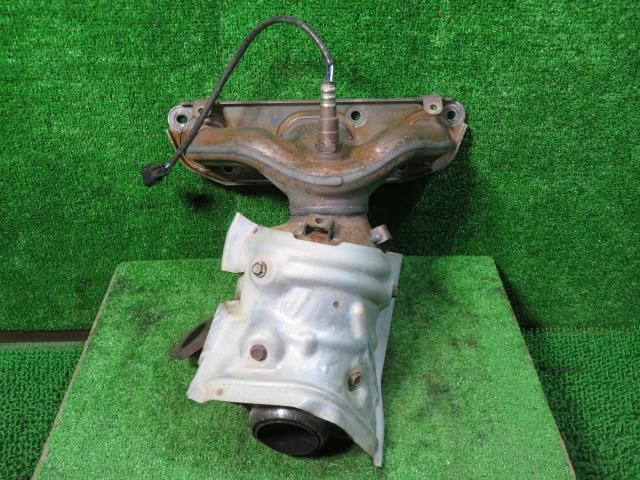 【中古】中古部品 セレナ GFNC27 エキゾーストマニホールド 【3330900100-000024002120160】