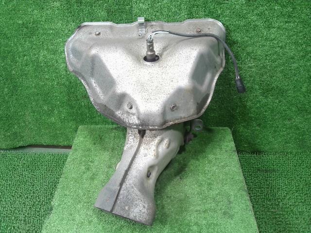 【中古】中古部品 セレナ NC25 エキゾーストマニホールド 【3330900100-000024098520160】