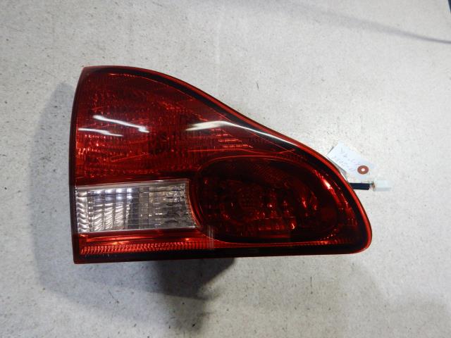 【中古】中古部品 イプサム ACM21W 左テールランプ 【3330810100-000213138515600】