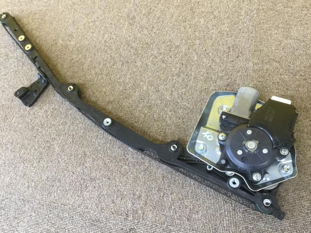 【中古】中古部品 タント LA660S 右パワースライドドアモーター 【3330960100-000052103664650】