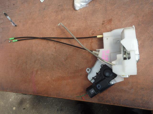 【中古】中古部品 MRワゴン MF22S 左フロントドアロックソレノイド 【3331010800-000019674864560】