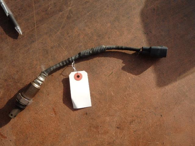 【中古】中古部品 ヴィッツ SCP90 オーツーセンサー 【3331010800-001653946422390】