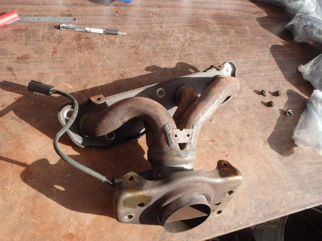 【中古】中古部品 セレナ C25 エキゾーストマニホールド 【3331010800-001571085220160】